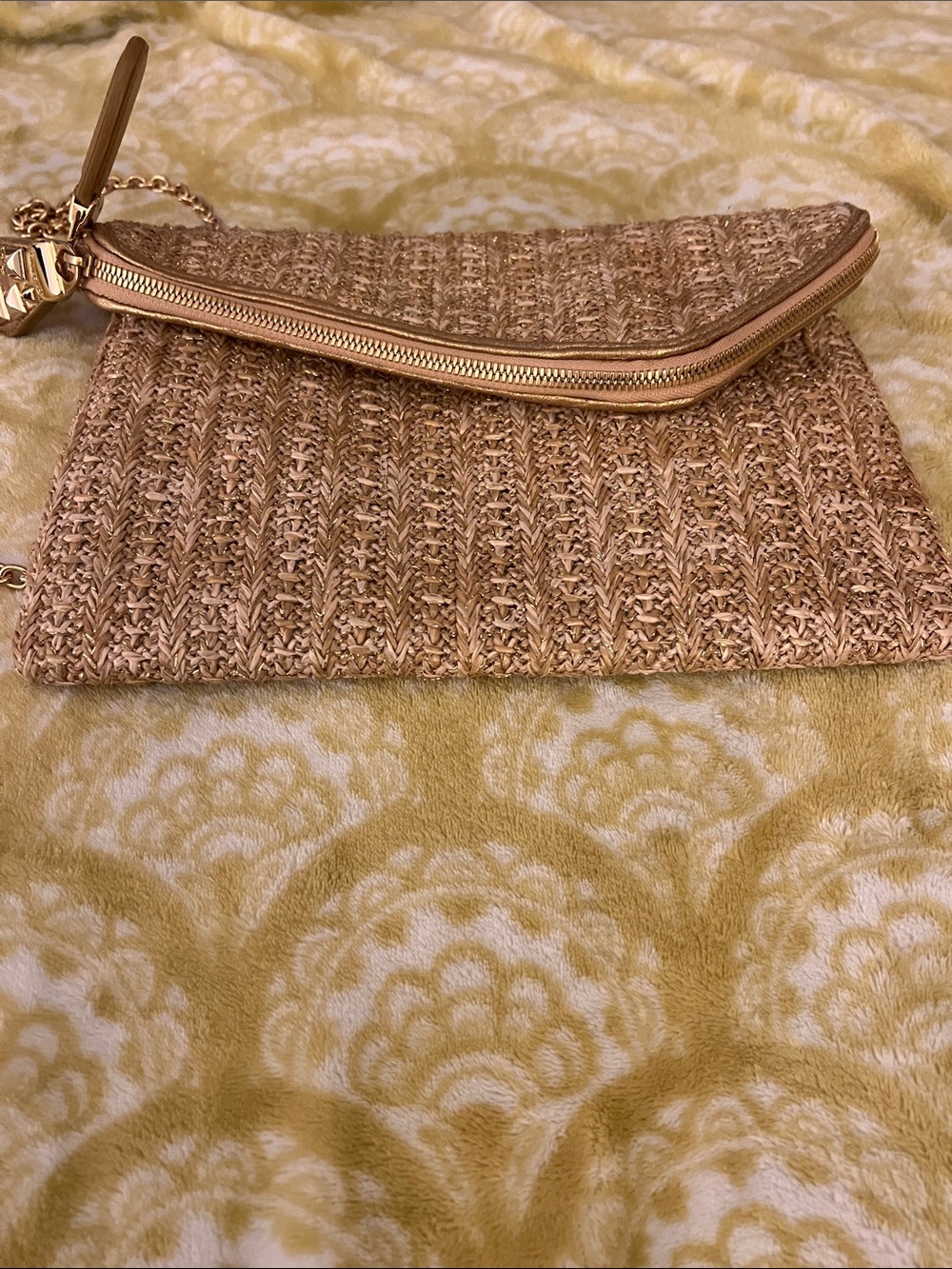 Henri Bendel Debutante
Asymmetrical Folding 
Raffia Wristlet/Clutch NWOT - Picture 13 of 13